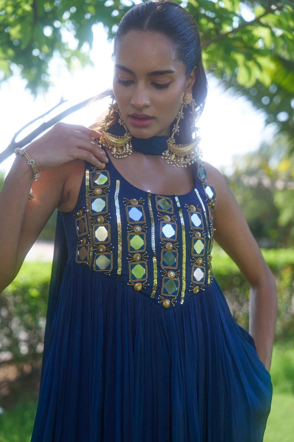 Tvarita Blue Suit