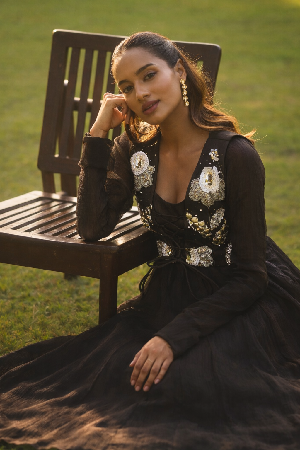 Tani Black Suit